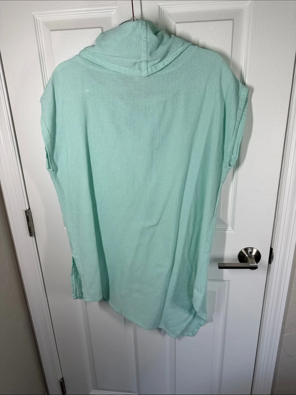 Oh My Gauze! Aqua mint green cowl neck sleeveless asymmetrical hem top size L/XL